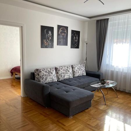 סובוטיקה Apartman Mdb מראה חיצוני תמונה