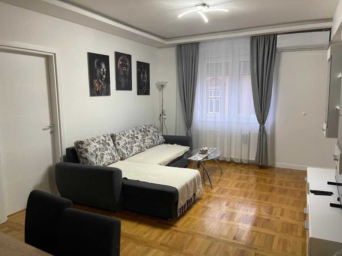 סובוטיקה Apartman Mdb מראה חיצוני תמונה