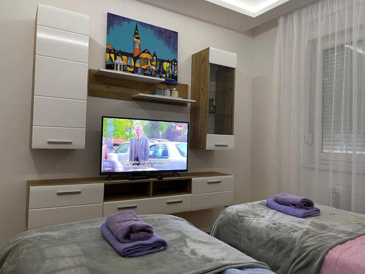 סובוטיקה Apartman Mdb מראה חיצוני תמונה