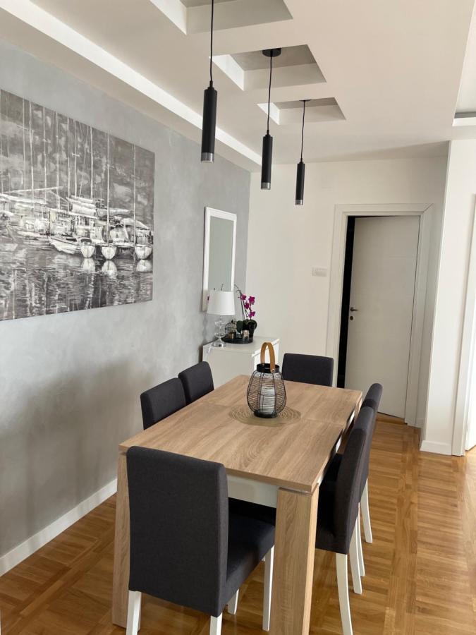 סובוטיקה Apartman Mdb מראה חיצוני תמונה