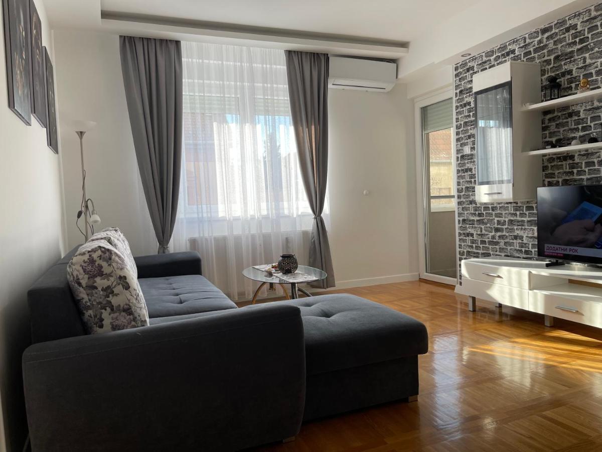 סובוטיקה Apartman Mdb מראה חיצוני תמונה