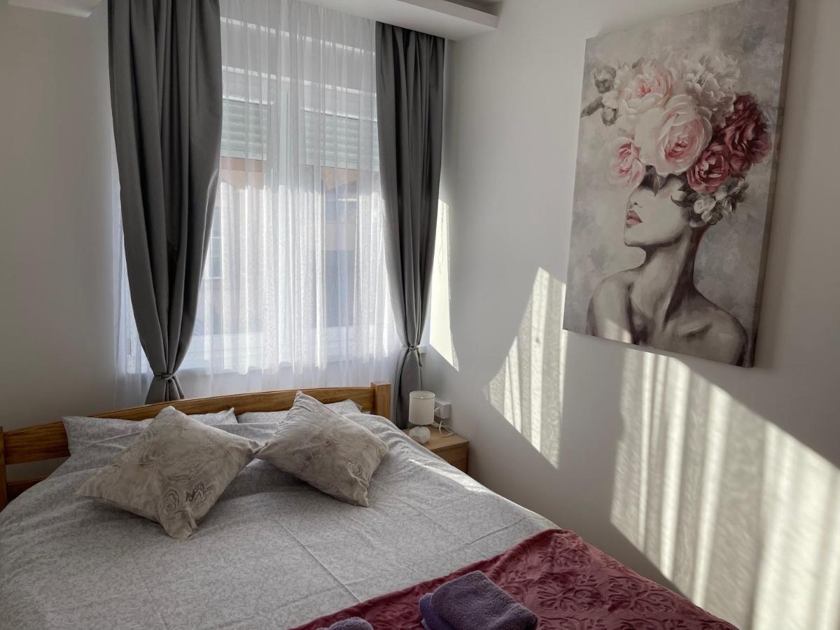 סובוטיקה Apartman Mdb מראה חיצוני תמונה